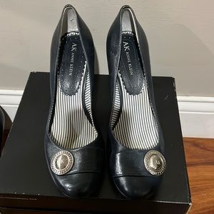 Navy heel round front with silver embellishment Anne Klein